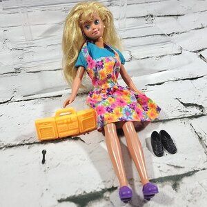 Vintage 80s Barbie Skipper Doll Trendy Teen Fashions Boombox Lot Extra Shoes